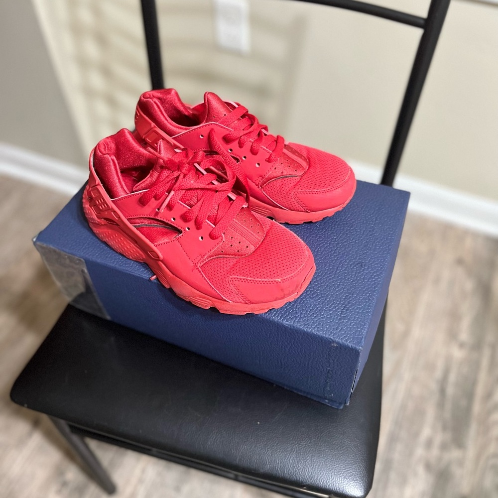 Youth red huarache